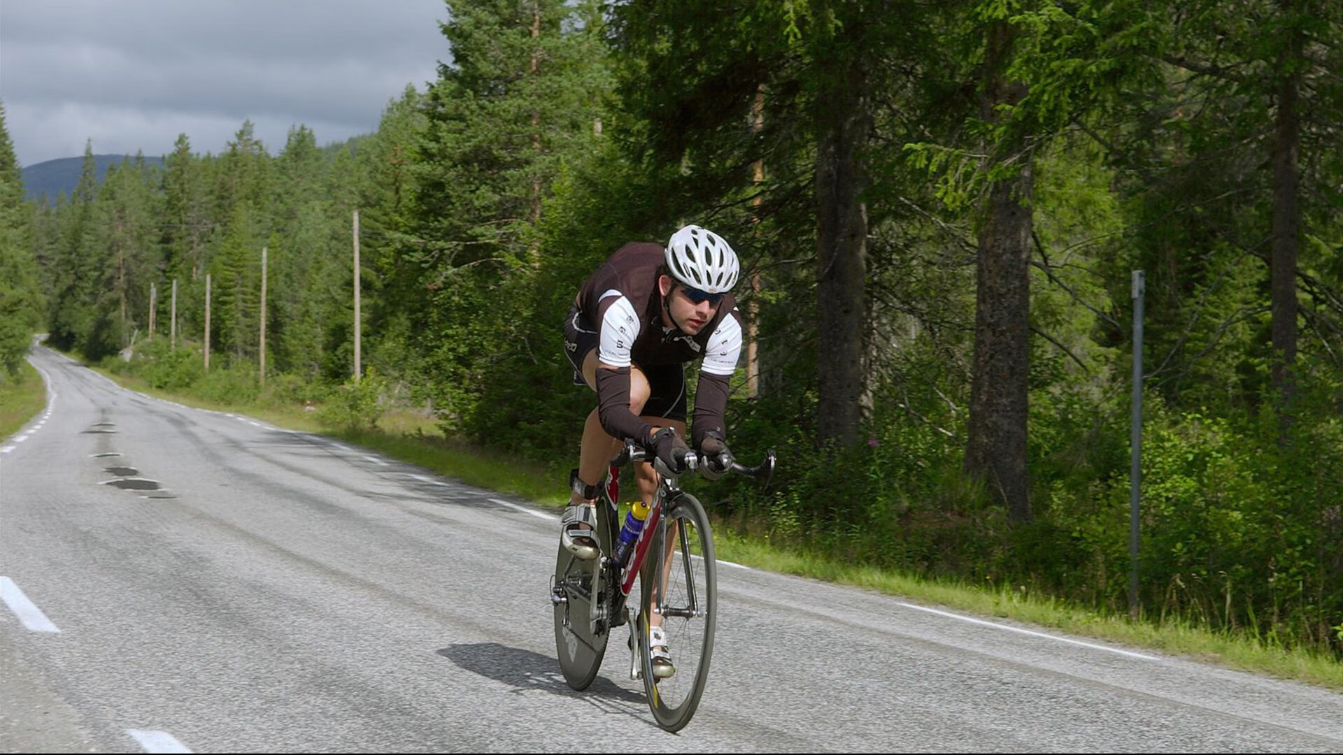 欧洲杯决战高潮:策略、突破、奇迹!,欧洲杯争议一幕